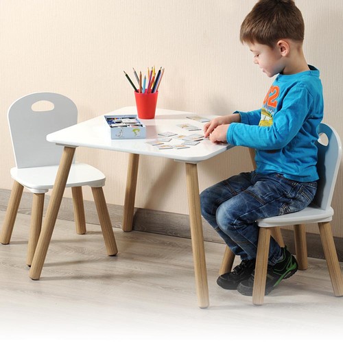 Kindertisch mit stühlen - 1,